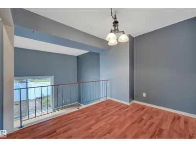 14644 52 ST NW photo 12
