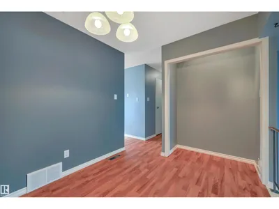 14644 52 ST NW photo 14