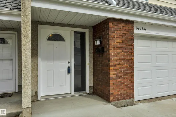 14644 52 ST NW photo 2
