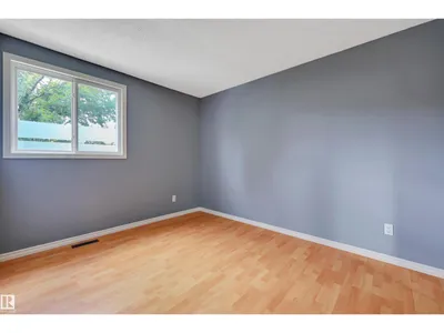 14644 52 ST NW photo 33