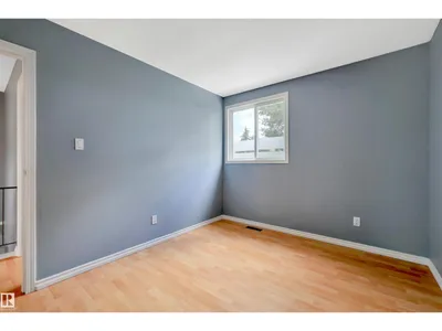 14644 52 ST NW photo 34