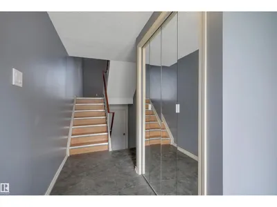 14644 52 ST NW photo 4