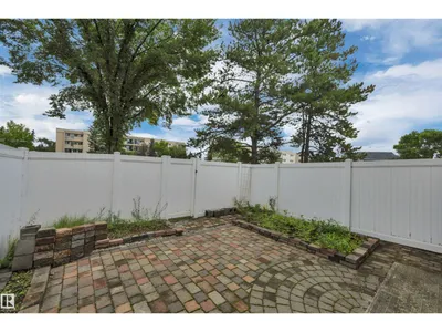 14644 52 ST NW photo 46