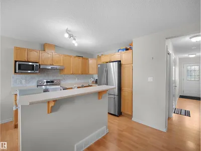 8111 7 AVE AV SW SW photo 11