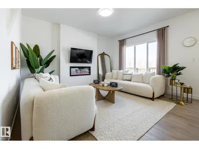 20819 40 AV NW photo 6