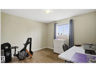 8230 71 ST NW photo 24