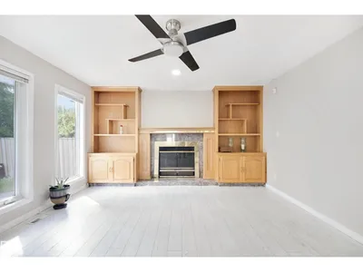5107 17 AV NW photo 15