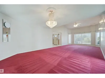 5107 17 AV NW photo 8