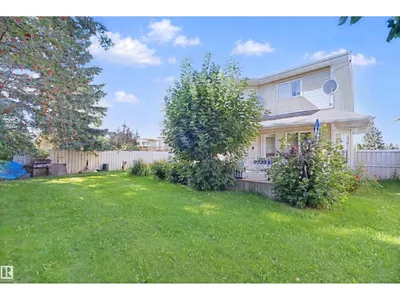 5107 17 AV NW photo 58
