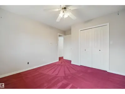 5107 17 AV NW photo 39