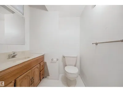 5107 17 AV NW photo 54