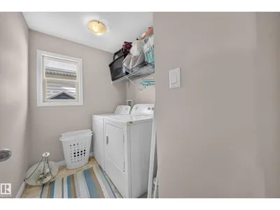 1927 51 Street SW SW photo 25