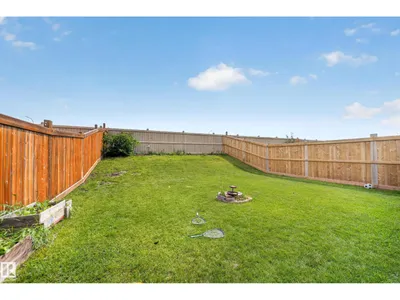 1927 51 Street SW SW photo 35
