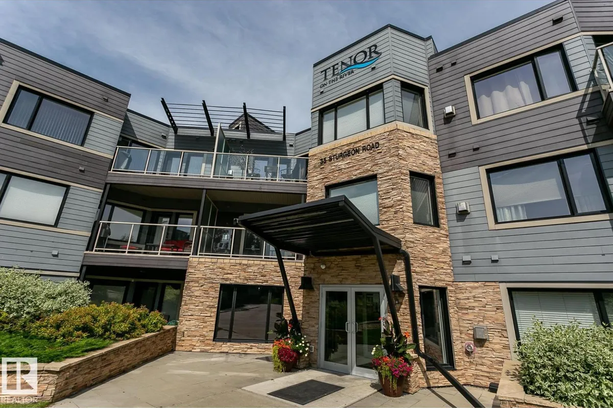 #105 35 STURGEON RD exterior