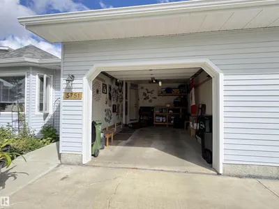 5751 189 ST NW photo 37