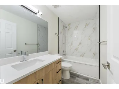 8019 141 AV NW photo 15