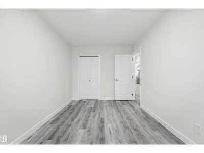 8019 141 AV NW photo 21