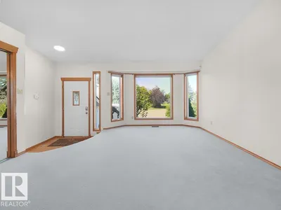 535 PARDEE BAY NW photo 5