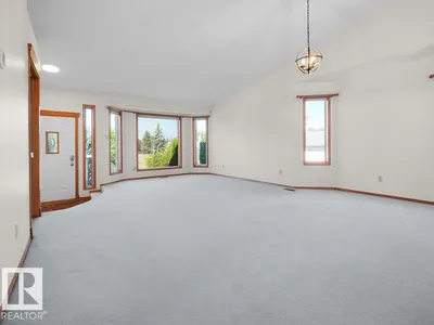 535 PARDEE BAY NW photo 8