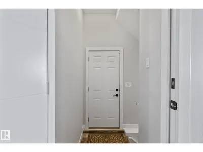 10338 162ST NW photo 30