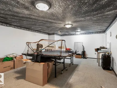 9228 75 ST NW photo 23