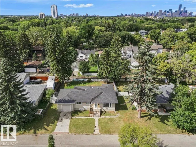 9228 75 ST NW, Edmonton