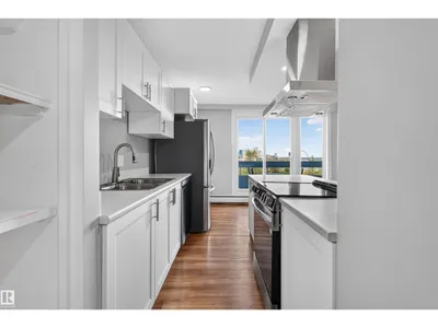 #207 10883 SASKATCHEWAN DR NW photo 5