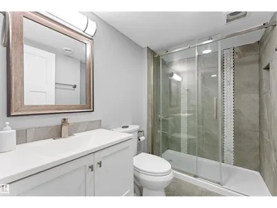 9664 223 ST NW photo 34