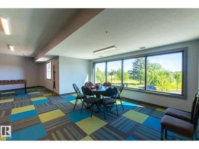 #306 560 GRIESBACH PARADE PR NW photo 21