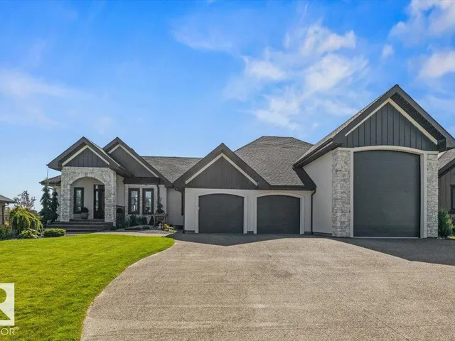 1098 Genesis Lake Blvd, Stony Plain