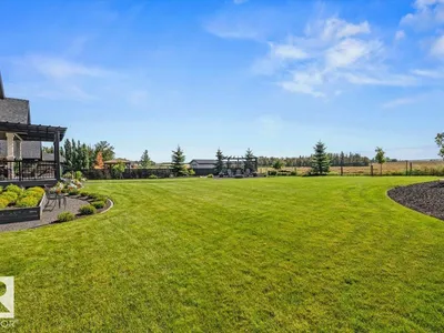 1098 Genesis Lake Blvd photo 12