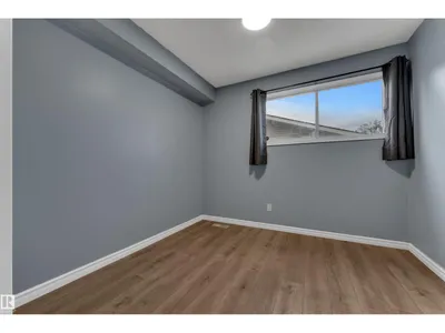 3111 67 ST NW photo 11