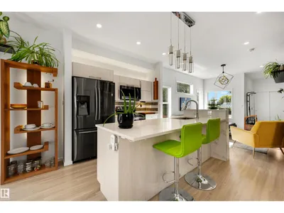 11215 87 ST NW photo 15