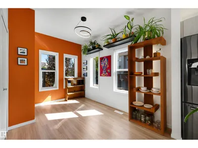 11215 87 ST NW photo 16