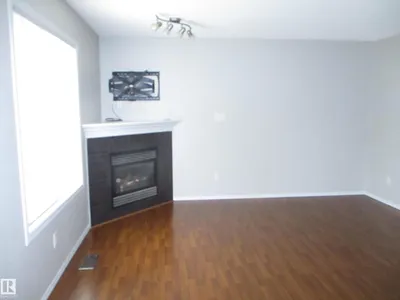 #37 287 macewan RD SW photo 6