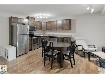 #232 301 CLAREVIEW STATION DR NW photo 12