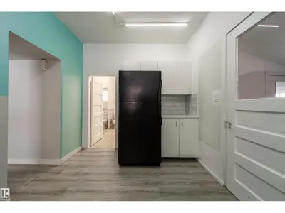 10803 93 ST NW photo 22