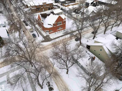 10803 93 ST NW photo 38