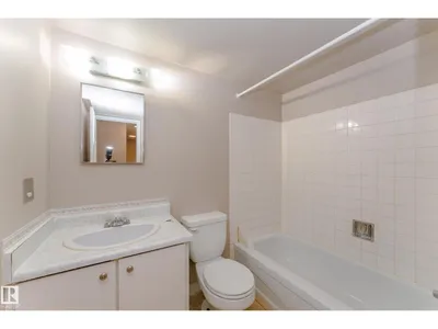 #39 11245 31 Avenue NW photo 15