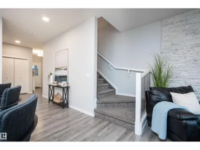 9232 224 ST NW NW photo 13