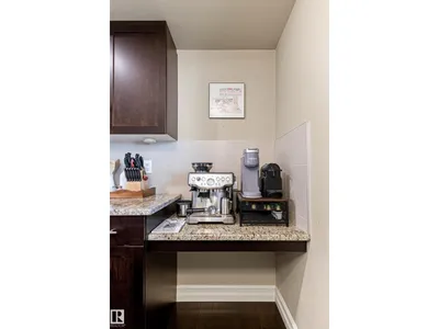 5319 3 AV SW photo 25