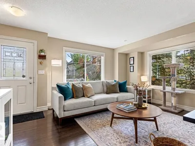 5319 3 AV SW photo 14