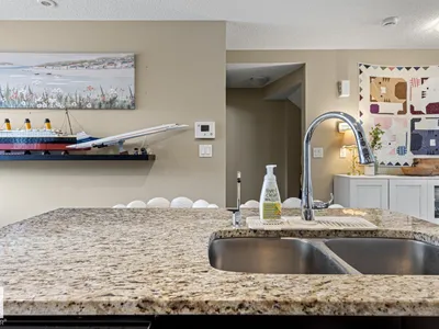 5319 3 AV SW photo 21