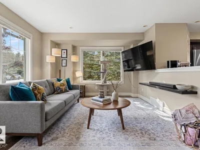 5319 3 AV SW photo 16