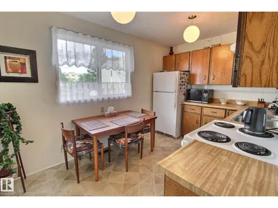 14626 52 ST NW NW photo 6