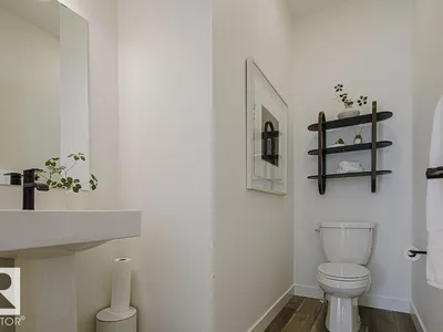 1838 188 ST NW photo 4