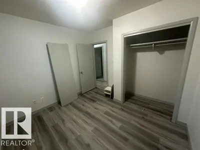 11026 155 ST NW photo 27