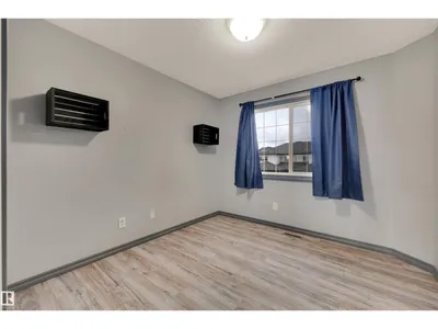 #18 4900 62 ST photo 28