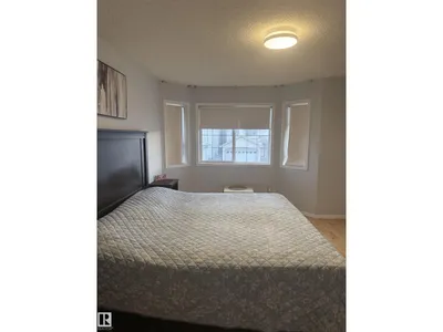 124 Ward Crescent NW NW photo 12