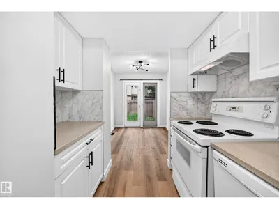13845 24 ST NW photo 10